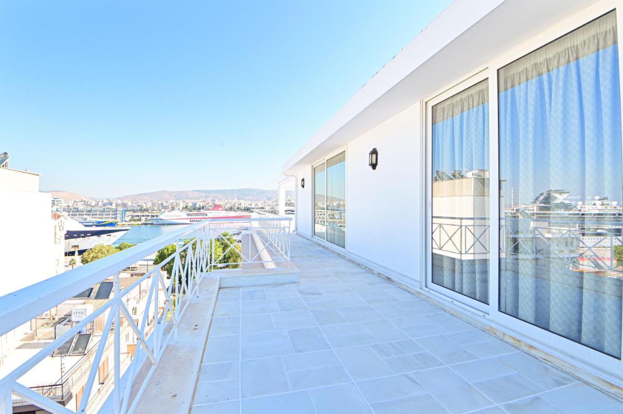 Charming Apartment With A Sea View Terrace Piraeus Exterior photo